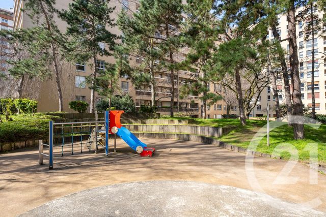 Afficher la photo en grand Appartement F2 à vendre - 3 pièces - 59.17 m2 - PARIS - 75012 - ILE-DE-FRANCE - Century 21 Michel Bizot