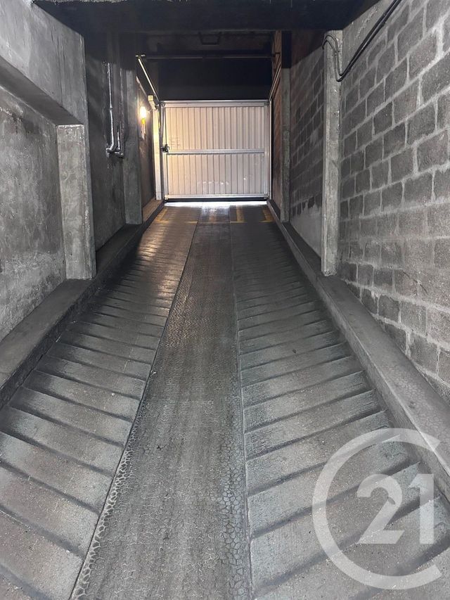 parking à louer - 12.0 m2 - VINCENNES - 94 - ILE-DE-FRANCE - Century 21 Michel Bizot