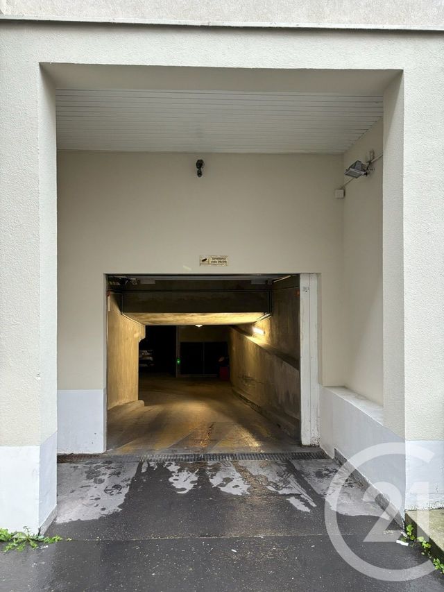parking à louer - 12.74 m2 - PARIS - 75011 - ILE-DE-FRANCE - Century 21 Michel Bizot