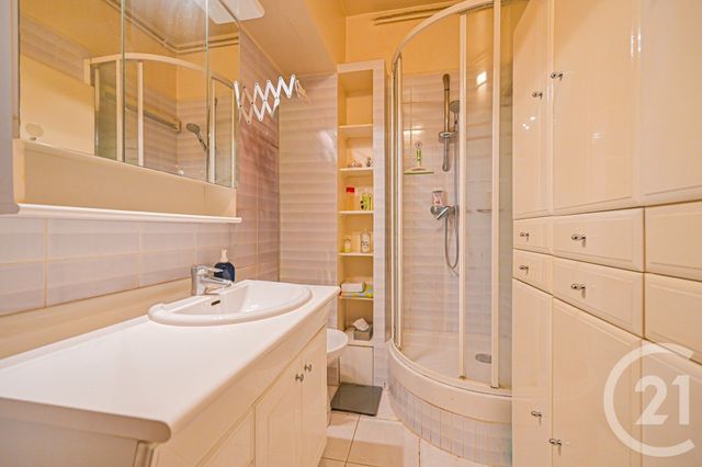 Appartement F2 à vendre - 2 pièces - 46.0 m2 - PARIS - 75012 - ILE-DE-FRANCE - Century 21 Michel Bizot