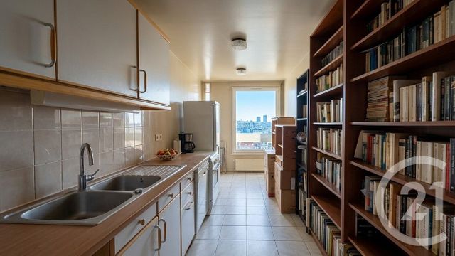 Appartement F2 à vendre - 2 pièces - 51.0 m2 - PARIS - 75011 - ILE-DE-FRANCE - Century 21 Michel Bizot