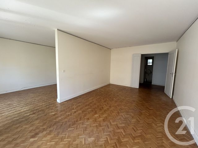Appartement F4 / 5 à vendre - 5 pièces - 106.1 m2 - PARIS - 75012 - ILE-DE-FRANCE - Century 21 Michel Bizot