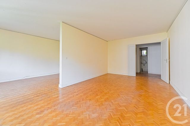 Appartement F4 / 5 à vendre - 5 pièces - 106.1 m2 - PARIS - 75012 - ILE-DE-FRANCE - Century 21 Michel Bizot