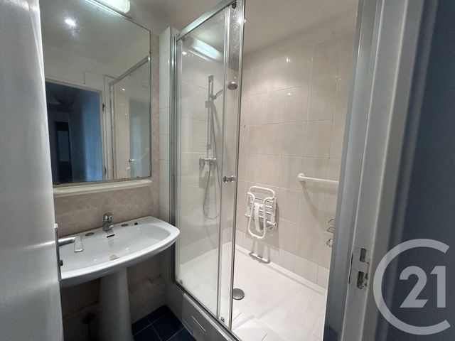 Appartement F4 / 5 à vendre - 5 pièces - 106.1 m2 - PARIS - 75012 - ILE-DE-FRANCE - Century 21 Michel Bizot