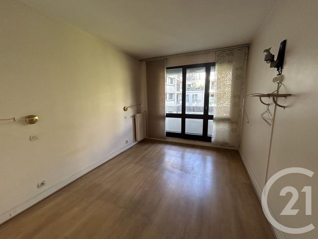 Appartement F4 / 5 à vendre - 5 pièces - 106.1 m2 - PARIS - 75012 - ILE-DE-FRANCE - Century 21 Michel Bizot