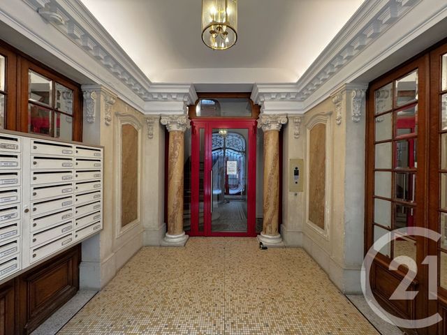 Appartement F3 à vendre - 3 pièces - 37.33 m2 - PARIS - 75012 - ILE-DE-FRANCE - Century 21 Michel Bizot