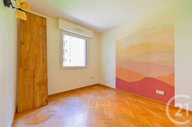 Appartement F4 / 5 à vendre - 4 pièces - 85.0 m2 - PARIS - 75012 - ILE-DE-FRANCE - Century 21 Michel Bizot