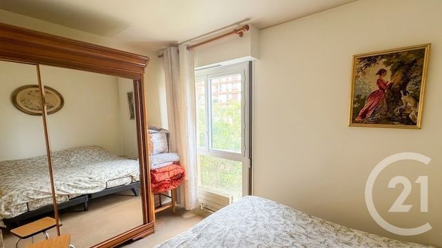 Appartement T5 à vendre - 5 pièces - 106.2 m2 - PARIS - 75012 - ILE-DE-FRANCE - Century 21 Michel Bizot