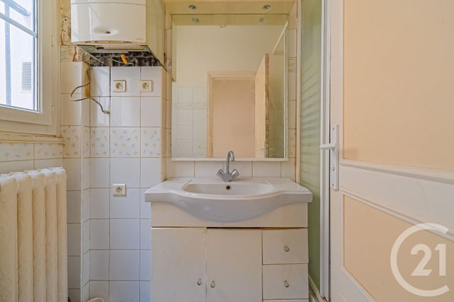 Appartement à vendre - 2 pièces - 34.69 m2 - PARIS - 75012 - ILE-DE-FRANCE - Century 21 Michel Bizot