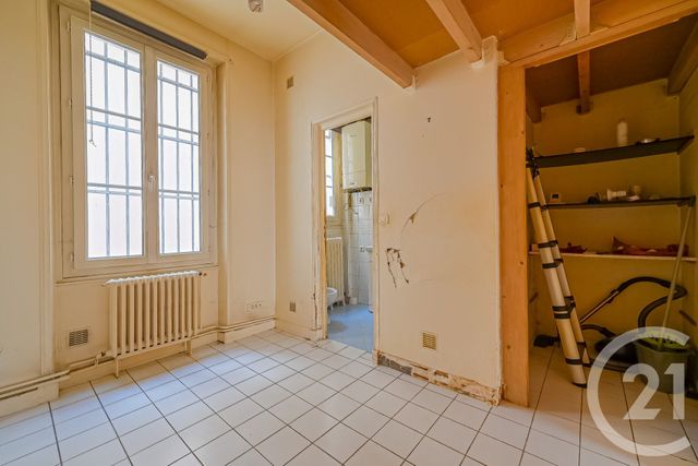 Appartement à vendre - 2 pièces - 34.69 m2 - PARIS - 75012 - ILE-DE-FRANCE - Century 21 Michel Bizot