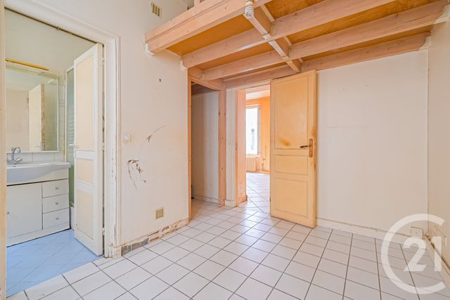 Appartement à vendre - 2 pièces - 34.69 m2 - PARIS - 75012 - ILE-DE-FRANCE - Century 21 Michel Bizot