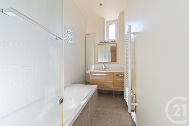 Appartement F3 à vendre - 3 pièces - 65.5 m2 - PARIS - 75012 - ILE-DE-FRANCE - Century 21 Michel Bizot