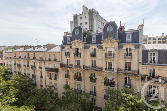  - PARIS - 