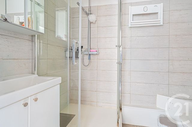 Appartement F2 à vendre - 2 pièces - 35.35 m2 - PARIS - 75012 - ILE-DE-FRANCE - Century 21 Michel Bizot
